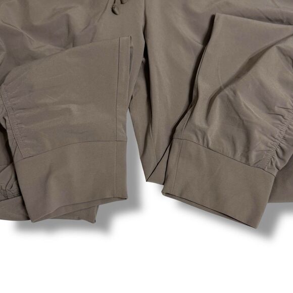Athleta Attitude athletic casual Pant Tan Size 6 - Picture 4 of 6